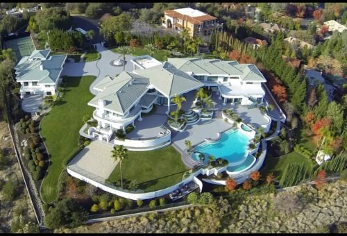 Inside Celebrity Homes in Beverly Hills: Where the Stars Actually Live